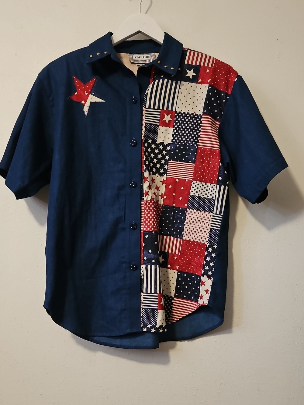 Starfire  Short-Sleeve Patchwork Flag Shirt - Navy/Red/White Size 10